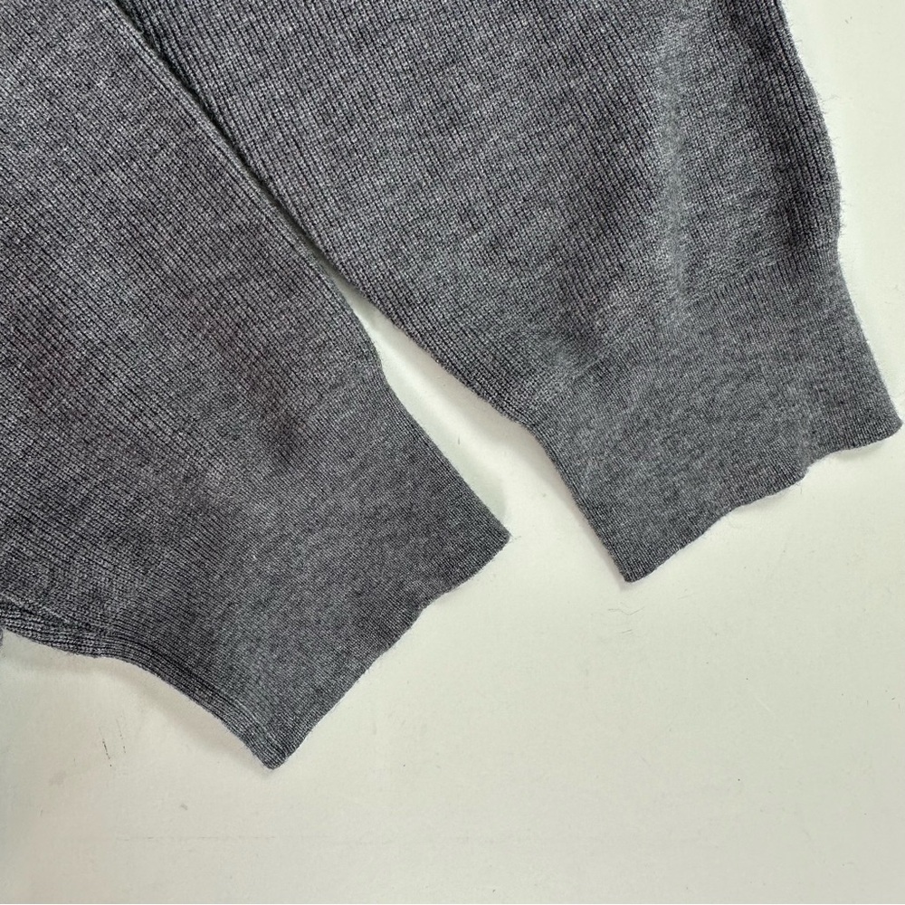 NWOT Vila Milano Gray Hooded Sweater Women’s Plus 3XL V Neck Long Sleeve - Picture 8 of 8